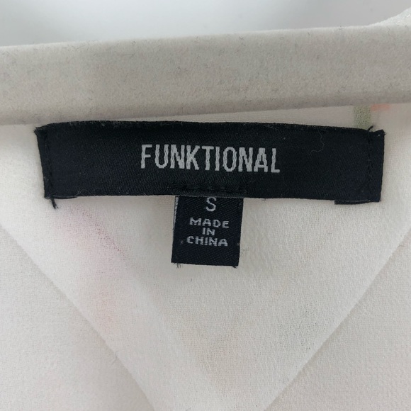 Funktional Silk Techni Romper in Techni Revolve - Picture 6 of 7